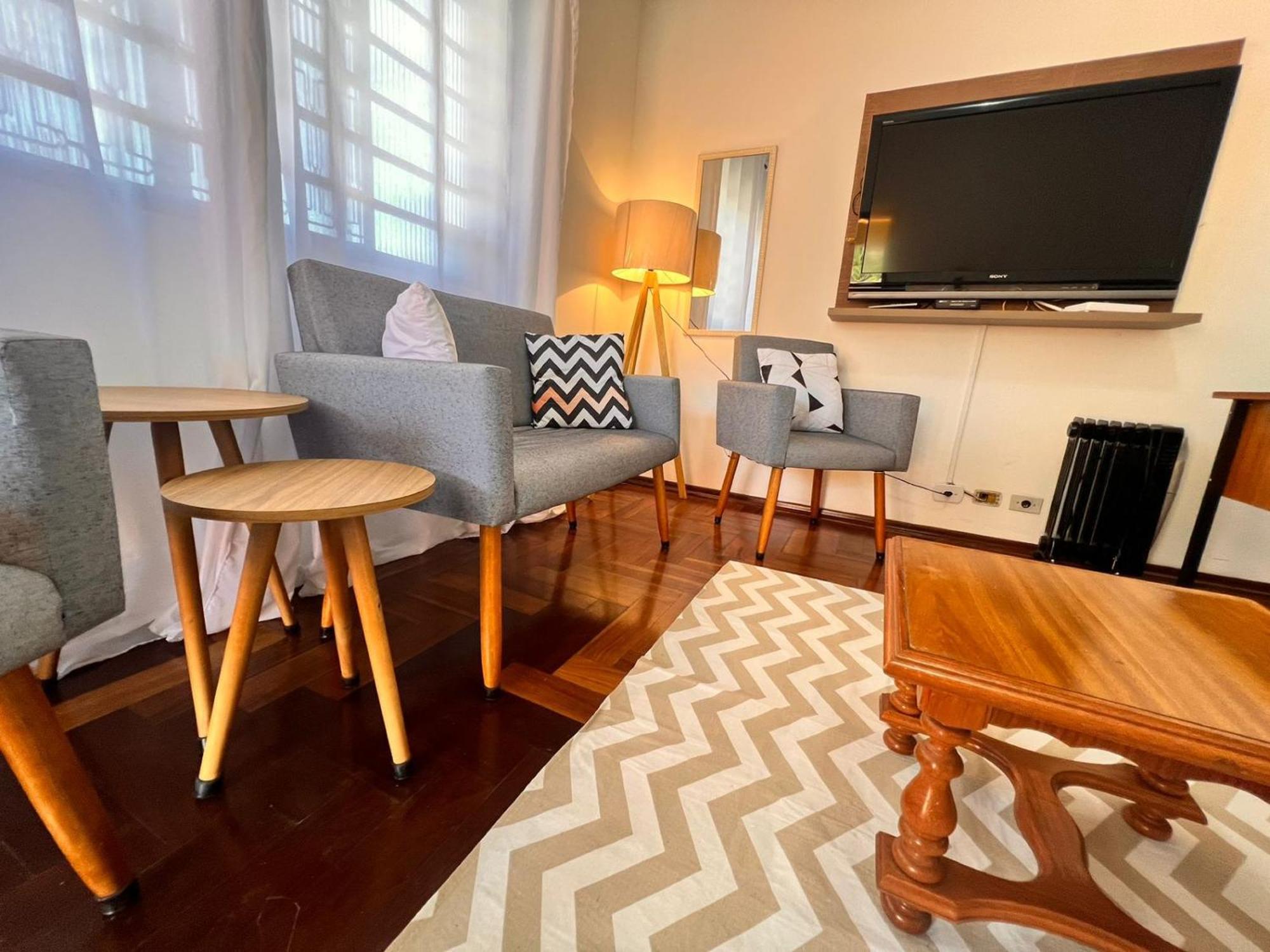 Bed & Breakfast Residencia Dago Campos do Jordao